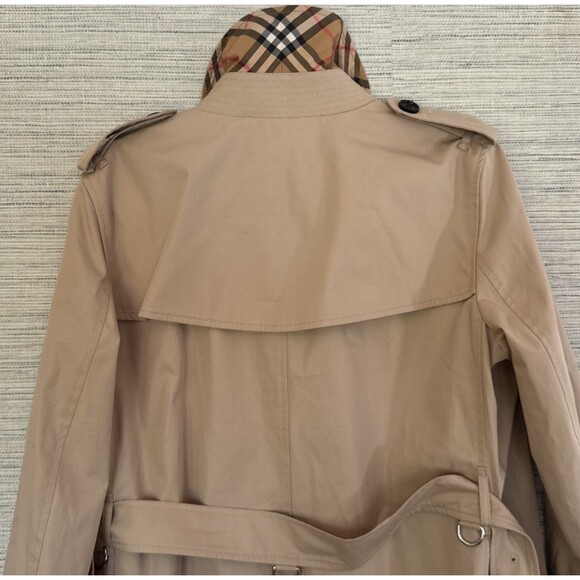 Burberry Womens Egremont Trench coat size 12 NWT - Picture 16 of 16